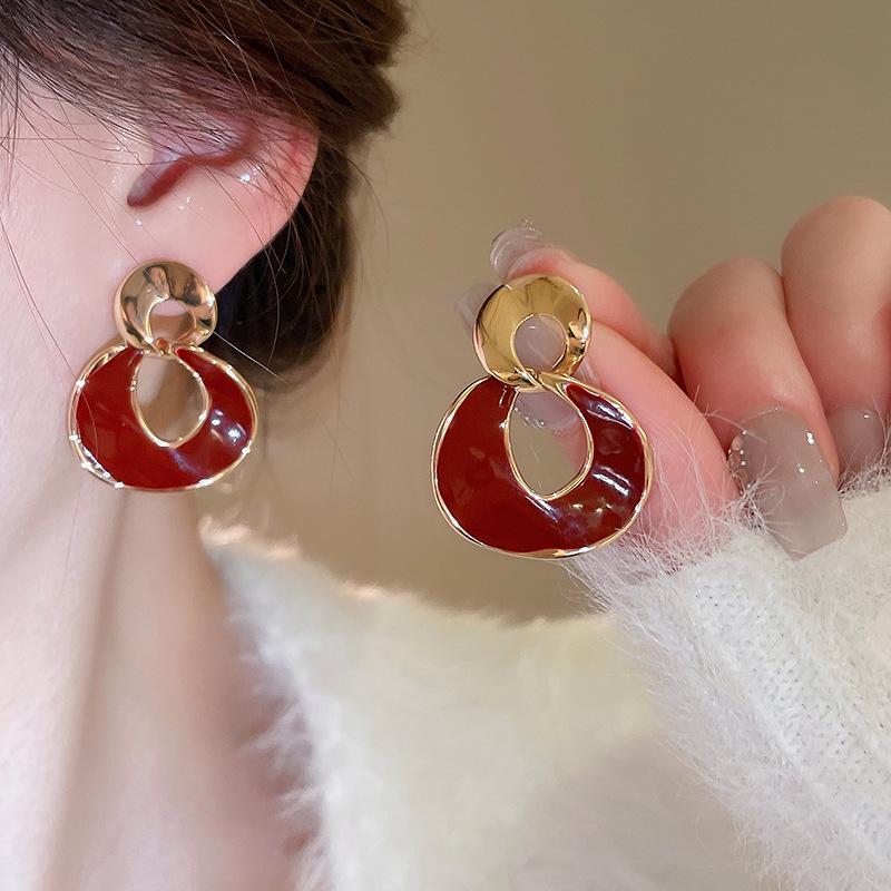 Retro Red Zirconia Pearl Flower Earrings - High-End Hong Kong Style Studs for Women