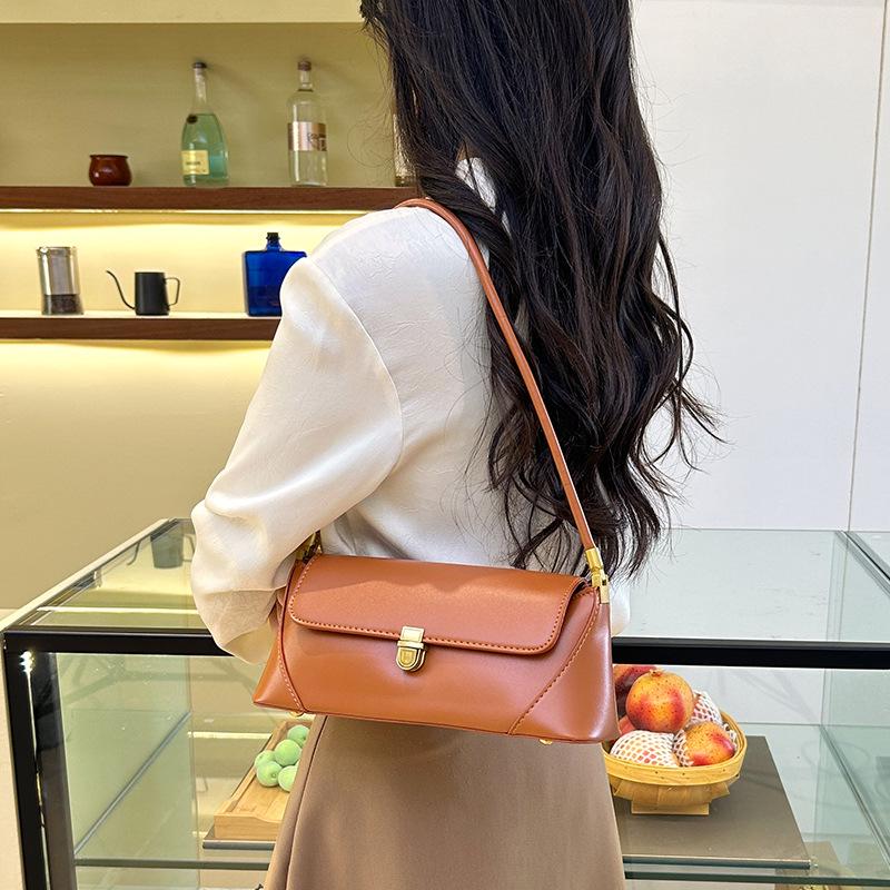 2026 Trendy Women's Large Capacity Baguette Handbag - Chic, Versatile Underarm Style for Commuting