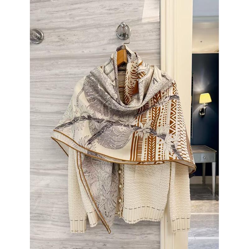 NINA SOLOR Midsummer Night's Dream Wool Blend Square Scarf