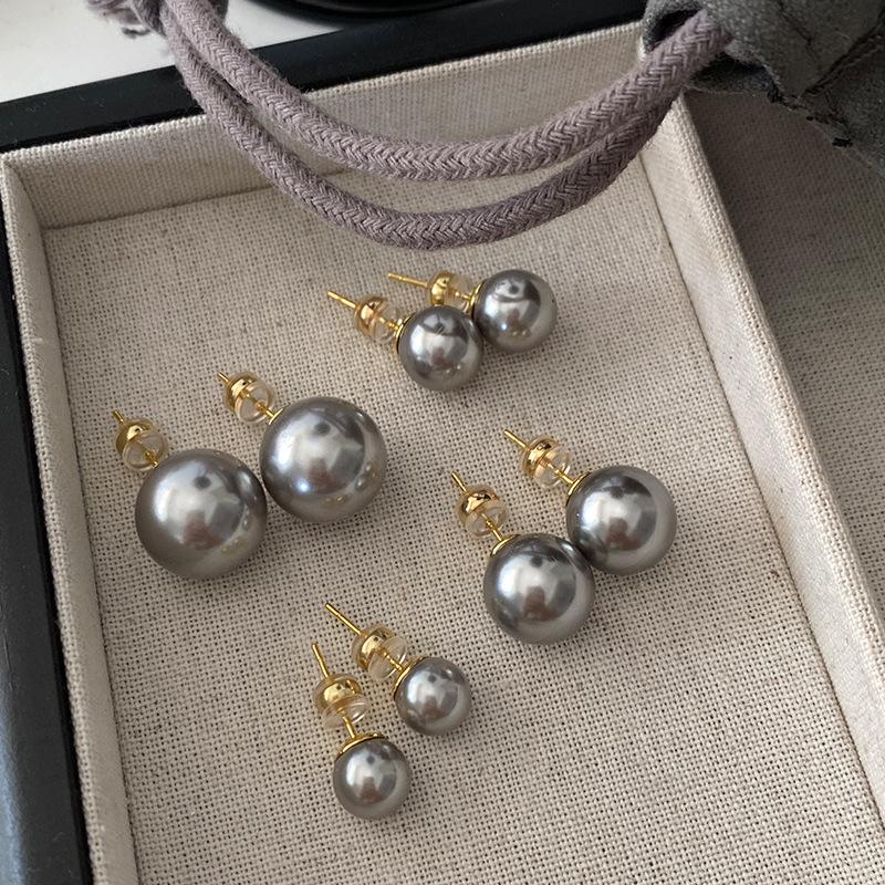 Austrian Pearl Stud Earrings Are Simple And High-End, Niche Earrings Are Fashionable And Light Luxury Temperament, And Small Earrings.