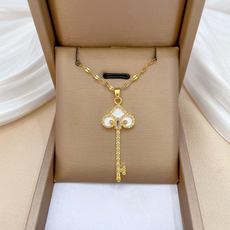 Dripping Oil Full Diamond Key Light Luxury Temperament Gorgeous Full Diamond Necklace Female Versatile Collarbone Chain Titanium Steel Chain