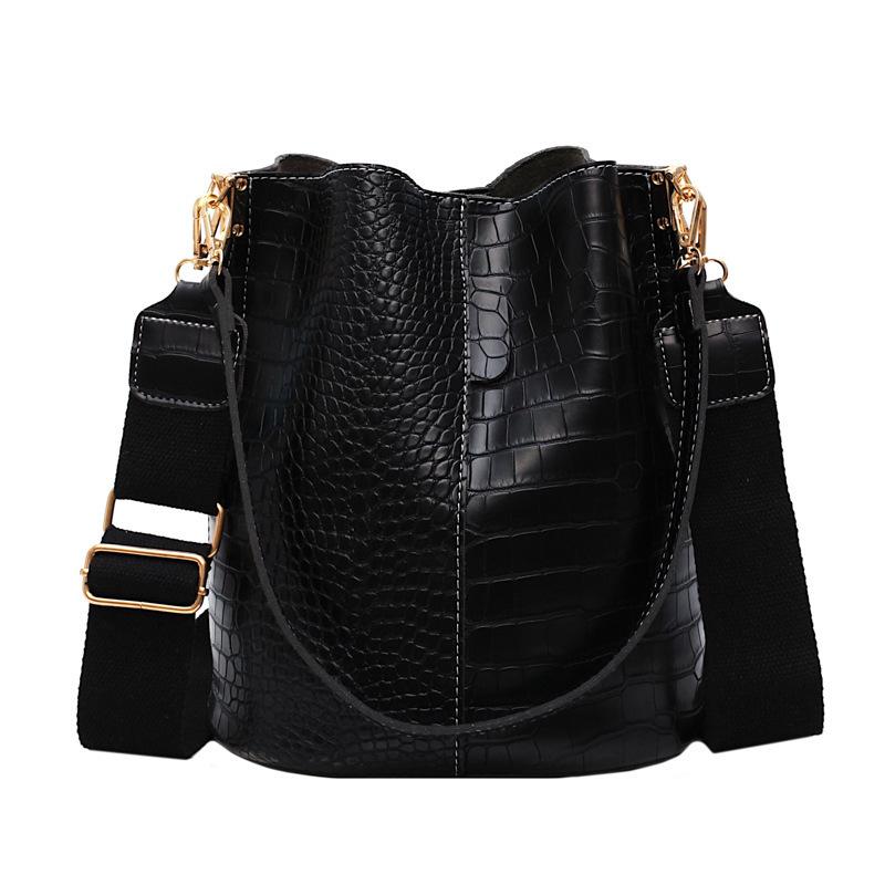 Fashionable Women's Bag Single Shoulder Bucket Bag Large Capacity Crossbody Bag
