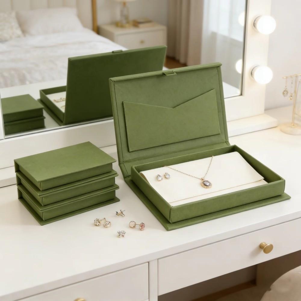 Sturdy Jewelry Display Box Flip Book Jewelry Packaging Box Jewelry Box  For Travel Business
