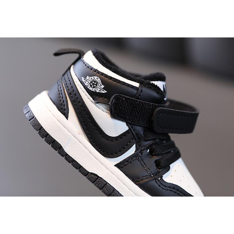 Sports Shoes, Unisex Children's Skateboard Shoes, Winter Cotton Shoes, Korean Style Baby Shoes for Boys and Girls, Soft-Soled Walking Shoes.