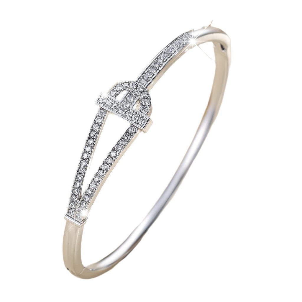Modisches High-End-Nischen-Design Zirkonia Mikro-Pavé Elegantes und Vielseitiges Armband für den Alltag