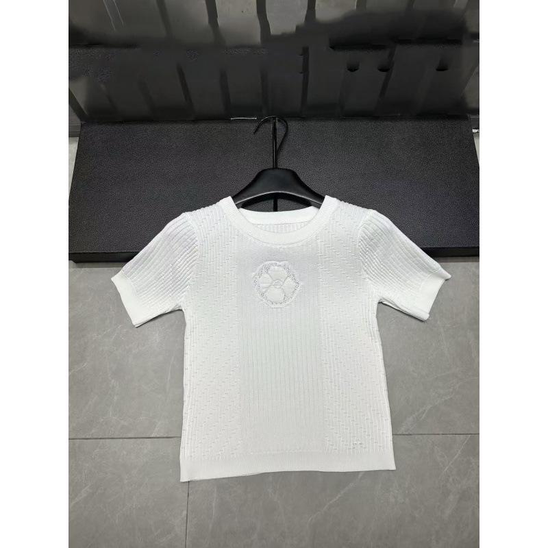 Xiangjia Embossed Floral Knit Round Neck Short Sleeve Casual Top - European Style Spring Arrival