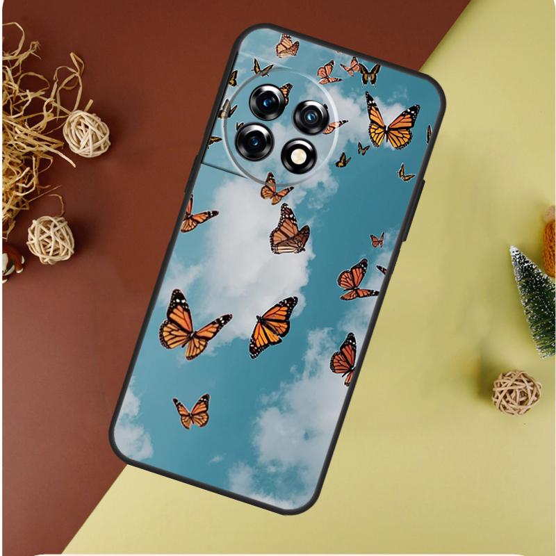 Butterfly Sky For OnePlus 13 12 11 12R 13R 9 10 Pro 8T 9RT 10T 10R Nord 4 CE 2 3 Lite N20 N30 Phone Case