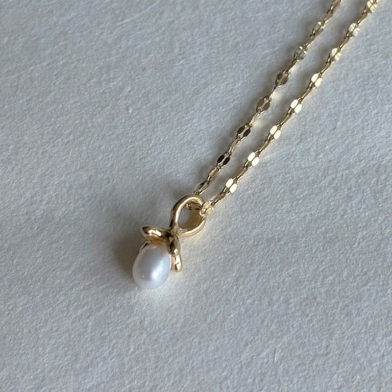 Eveningbell [silver925] Blush Pearl Necklace (gold)