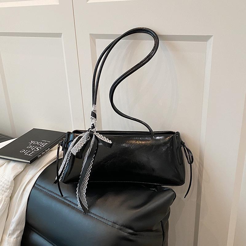 

Summer new solid color high-grade texture temperament beautiful shoulder underarm bag hand bag women s bag No silk scarf чёрный