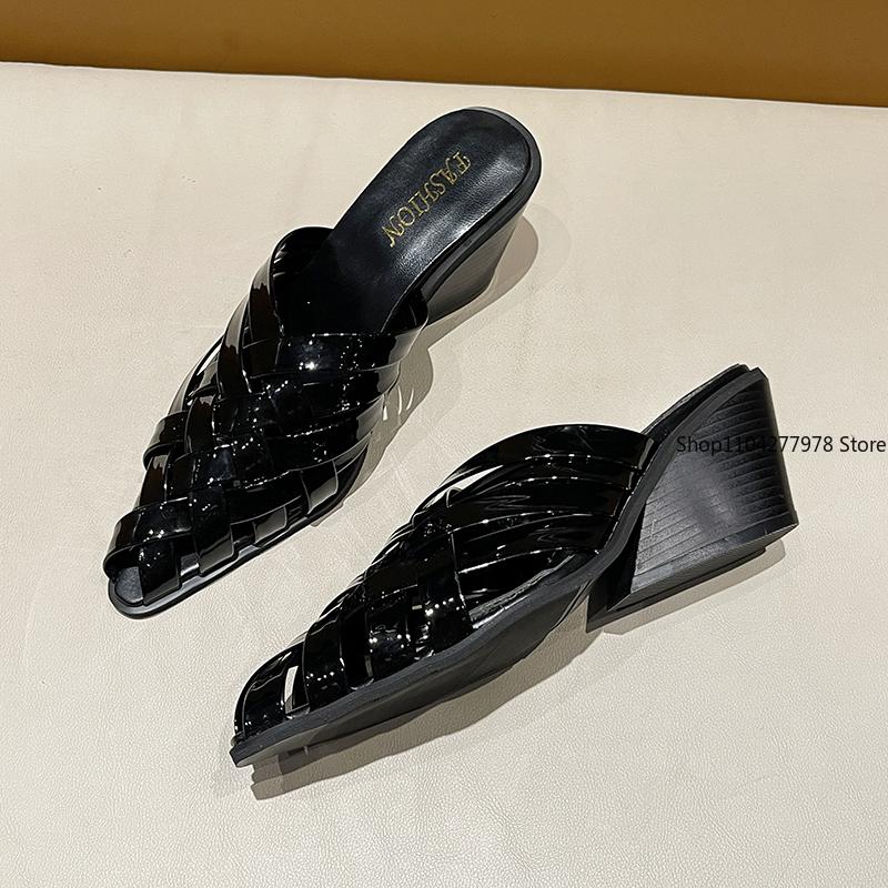 Fashion Fashion Mules Women Slippers 2025 Luxury Weave Shallow Pointed Toe Female Flats Shoes Slides Ladies Slipper Sandals Big Size 42