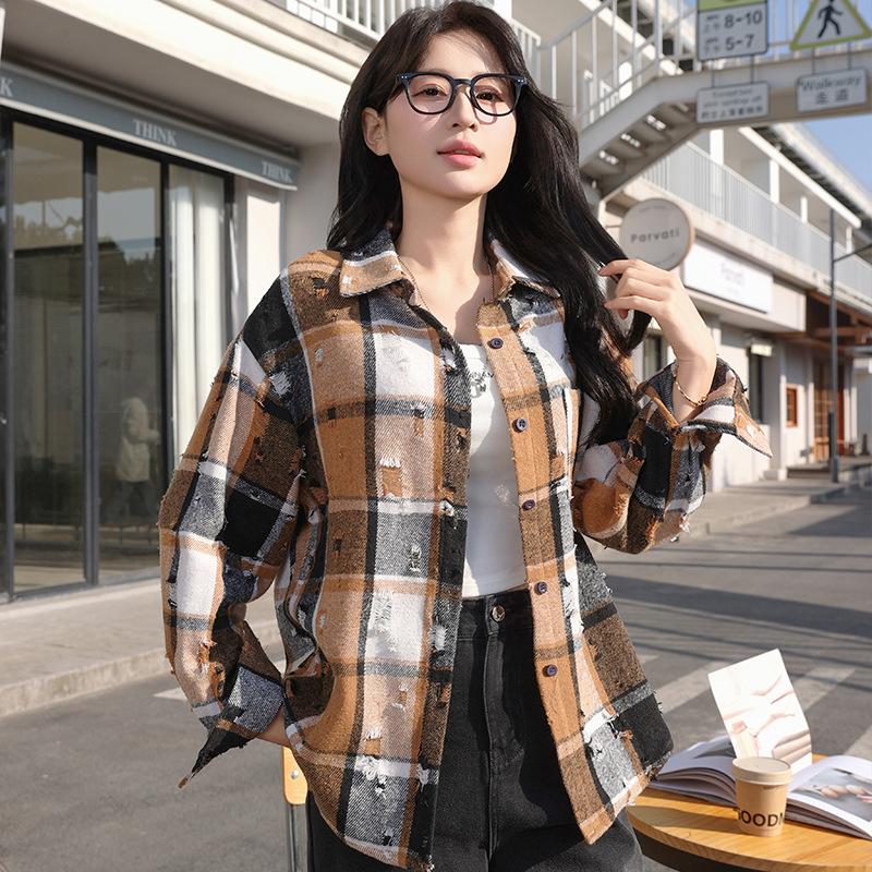 Checkered Shirt for Women In Spring Autumn with Holes The High Street Rugged Handsome Loose Casual Top Vintage Fashionable Outerwear Blouses & Shirts