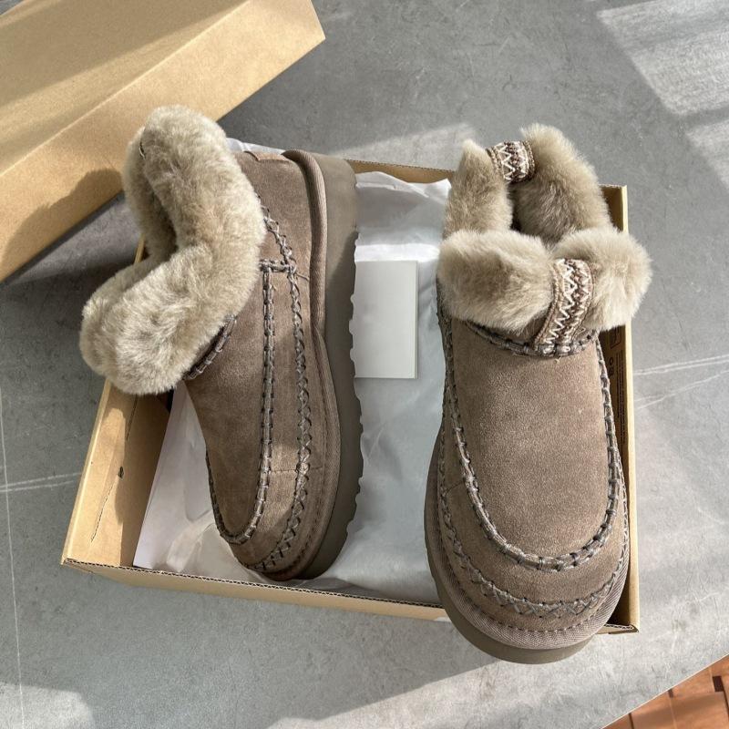 2025 winter new leather wool snow boots, piled and thickened warm one-pedal Alpine fluffy short boots for women