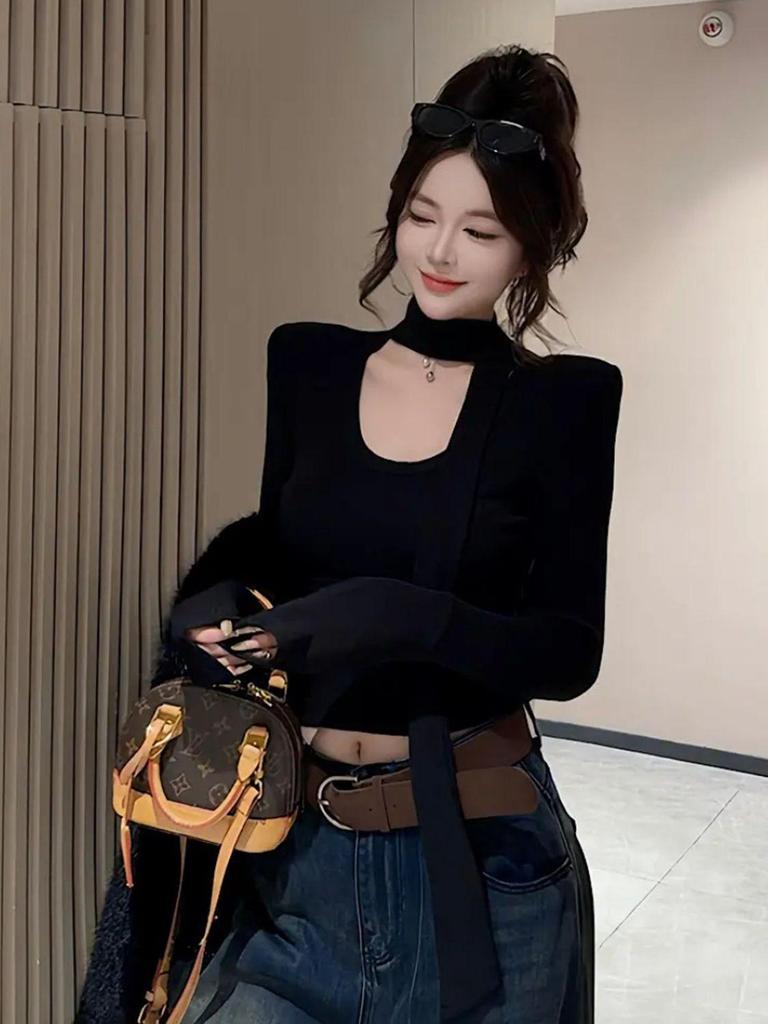 Threaded Velvet U-Neck Long-Sleeve Fleece T-shirt - Autumn/Winter Ribbon Design, Elegant Style