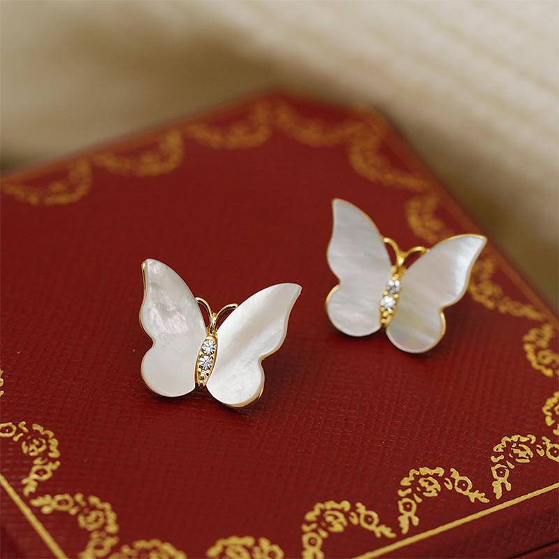 Butterfly Stud Earrings for Women 925 Silver Color Needle Earring Simple Temperament Stud Earring Elegant Sweet Jewelry Gift