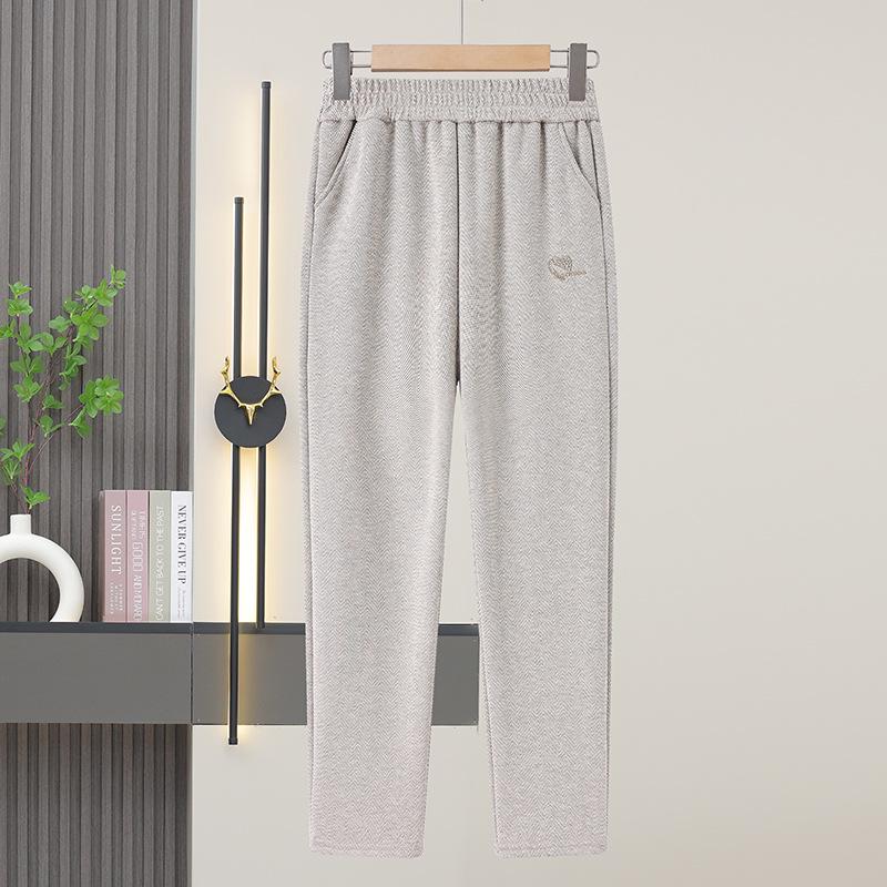 

Mom s Fleece-Lined Wool Pants: 2025 Autumn/Winter, Straight Leg, Loose Fit for Middle-Aged & Elderly XL (90-110 Jin)
