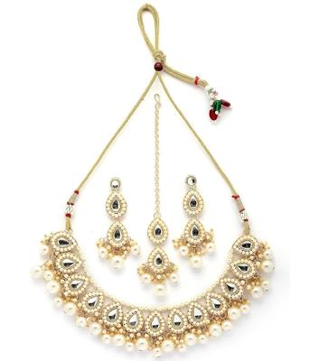 Women Good Looking Stylish Kundan & Pearls Studded White Choker Necklace with Drop Earring Maangtikka Jewellery Set