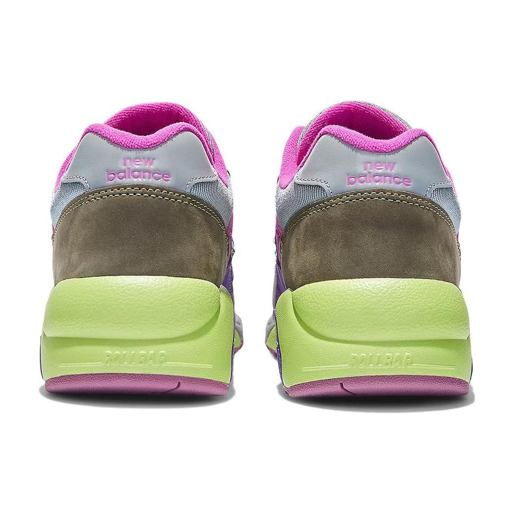 Stray Rats x New Balance 580 Omaggio al 2007 - Muschio Scuro Sneakers Unisex Verde Uva Cosmica MT580ST2