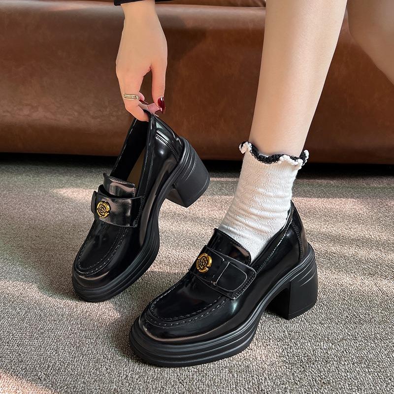 Inner heightening thick-soled small leather shoes women's soft leather thick heel new spring high-heeled small single shoes