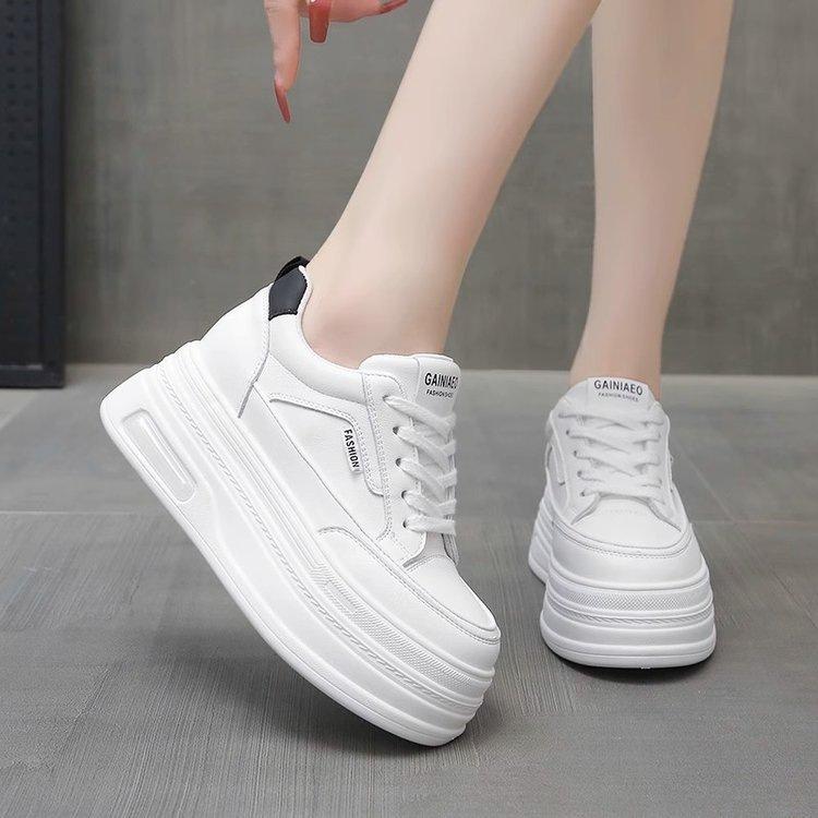 Height increase 8CM leather white shoes 2025 autumn new small versatile thick-soled muffin sole height increase casual shoes