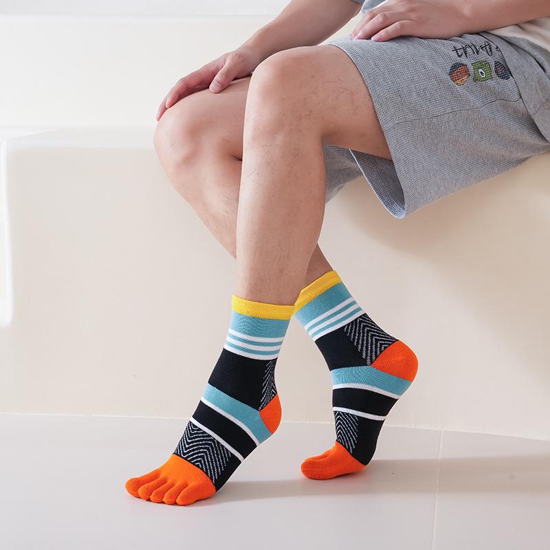 Men's Colorful Mid-Calf Pure Combed Cotton Five-Finger Socks - Warm, Thickened, Split Toe Design