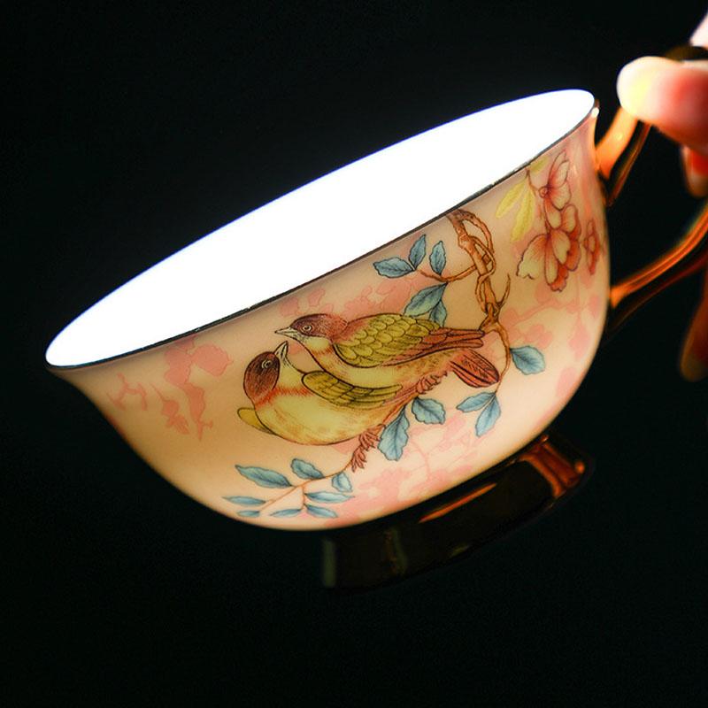 Vintage Style Bone China Tea Cup and Saucer Set English Elegant Cappuccino Espresso Latte Cup Mug with Gold Trim
