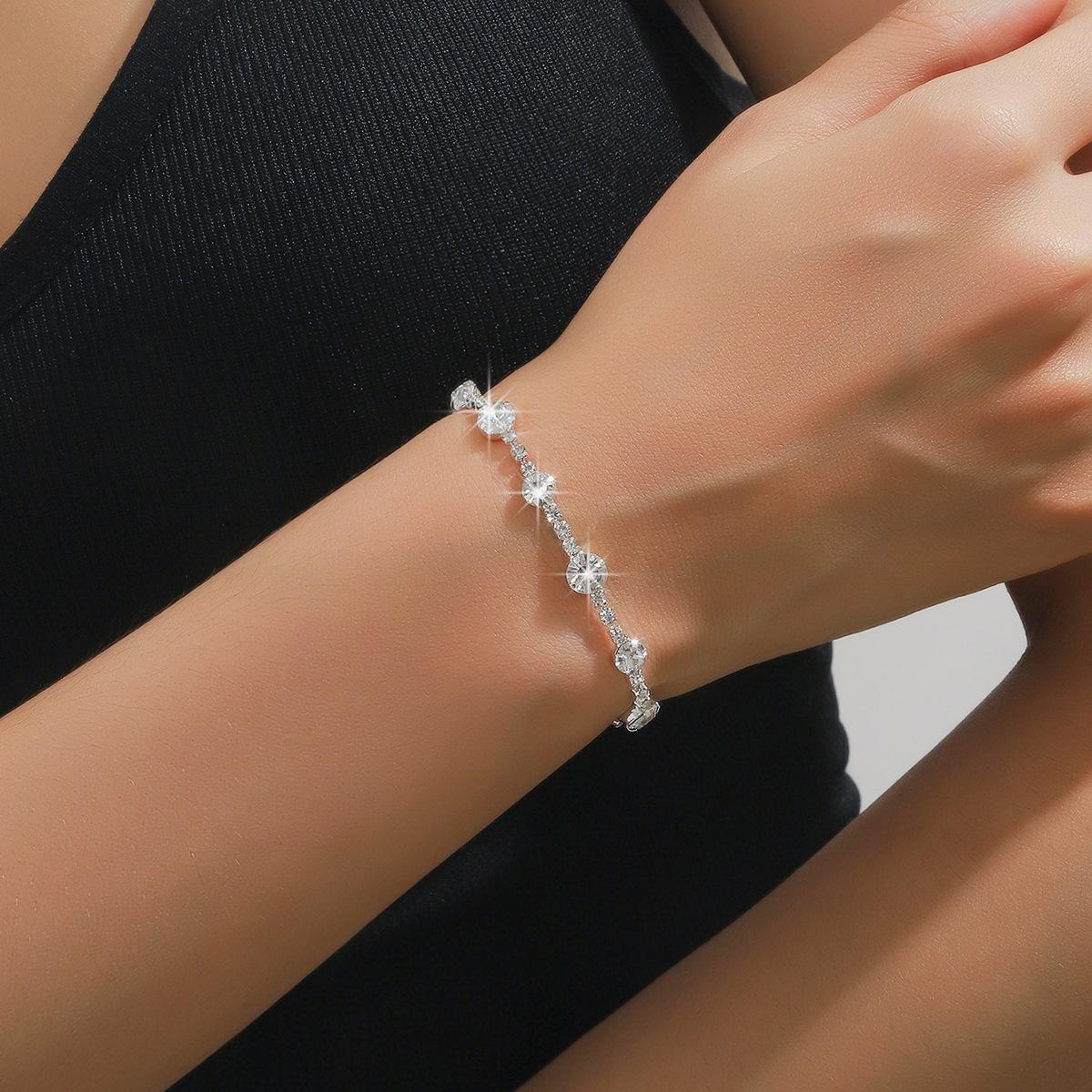 

оптовая продажа ювелирных изделий супер вспышка темперамент мода ключичная цепочка легкая роскошь высококачественные ювелирные изделия невеста и леди костюм