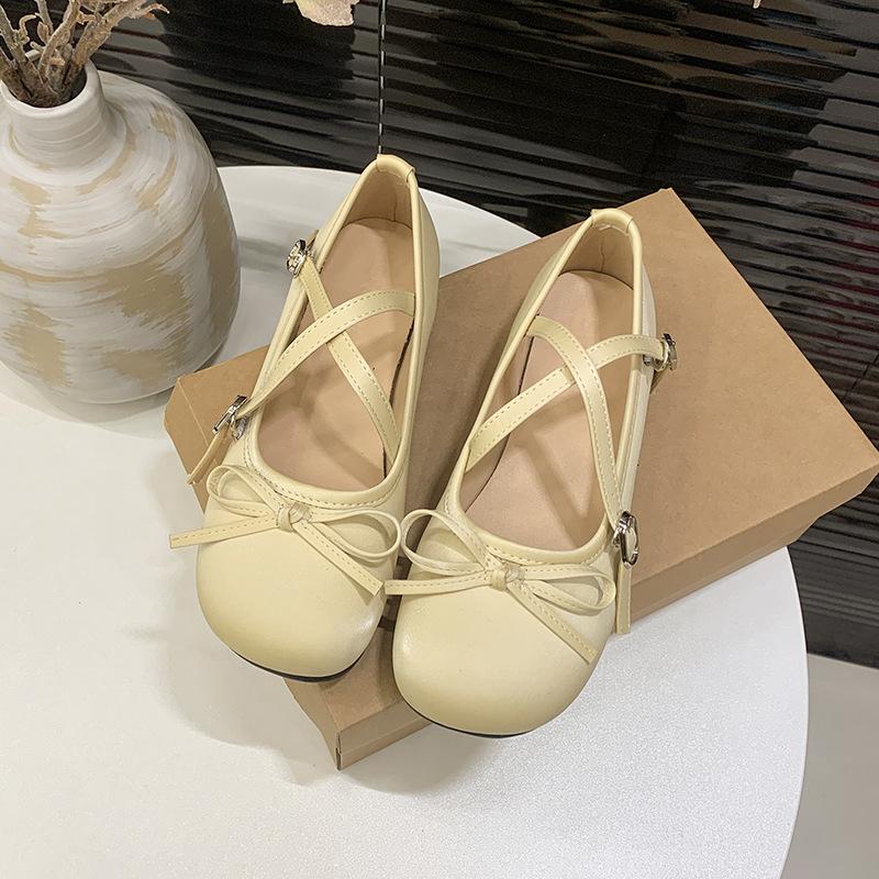 

Черные ретро французские туфли на плоской подошве женские новые весенние балетки 2025 года с неглубоким вырезом универсальные юбки туфли Мэри Джейн 35