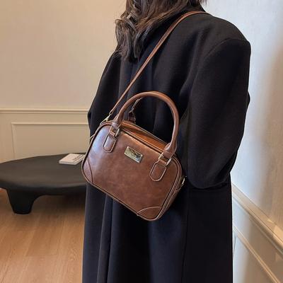 Premium Texture Small Bag Women's 2025 Autumn and Winter New Portable Pillow Bag Boston Design Commuter Messenger Bag