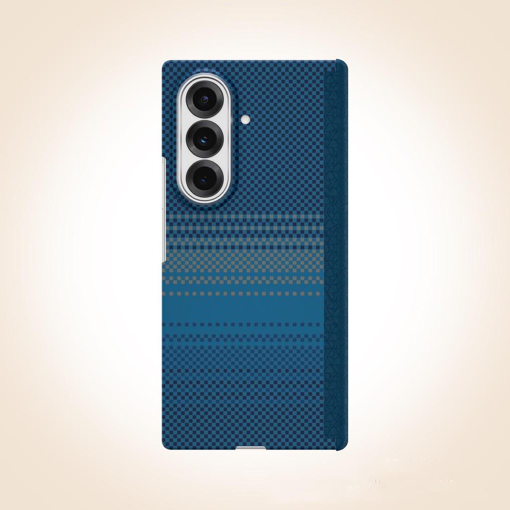 Funda Magnética Ultra Fina de Fibra de Carbono para Samsung Z Fold7, Protección Nano PC de Eje Medio