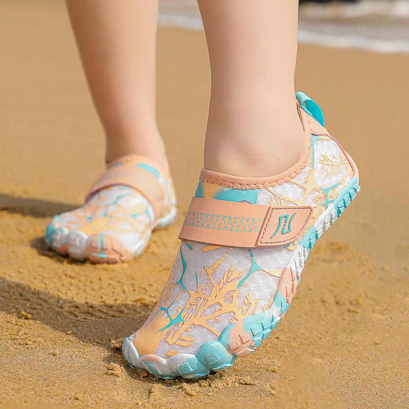 Child Wading Sneakers Sea Water Sports Shoes Light Aqua Shoes Kids Barefoot Wading Shoes Quick Dry Swimming Trainers
