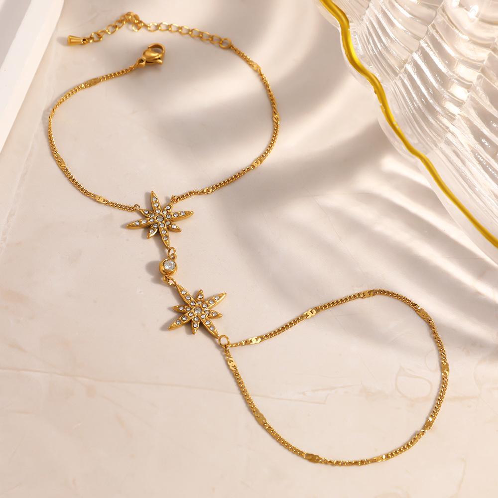 Trendy Star Zircon Pearl Shell One-piece Finger Wrist 18K Gold Plated Stainless Steel Chain Bracelet Fashion Jewelry