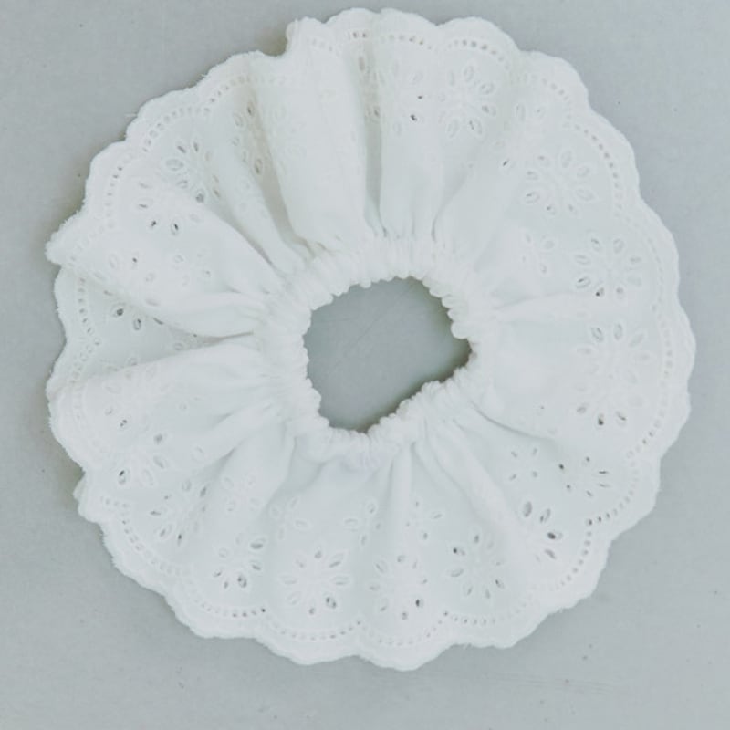 RMRN [greenleaf] Lace Punching Scrunchie_2 Colors