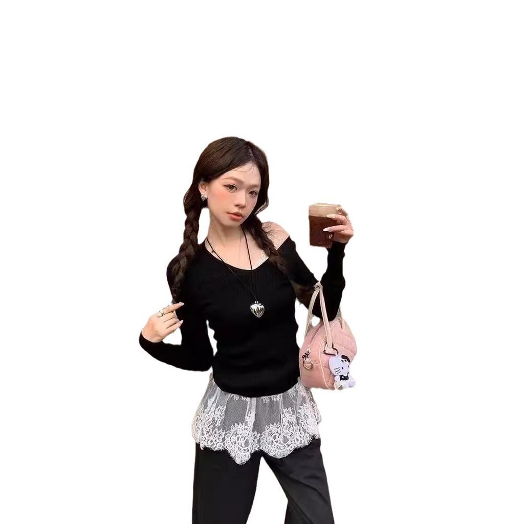#Human cotton temperament V-neck celebrity style beautiful lace small suspender female atmosphere stacked through mesh splicing fart curtain