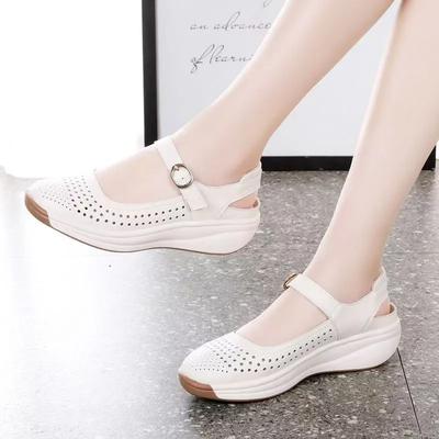 Sapatos de mulher – Sandálias