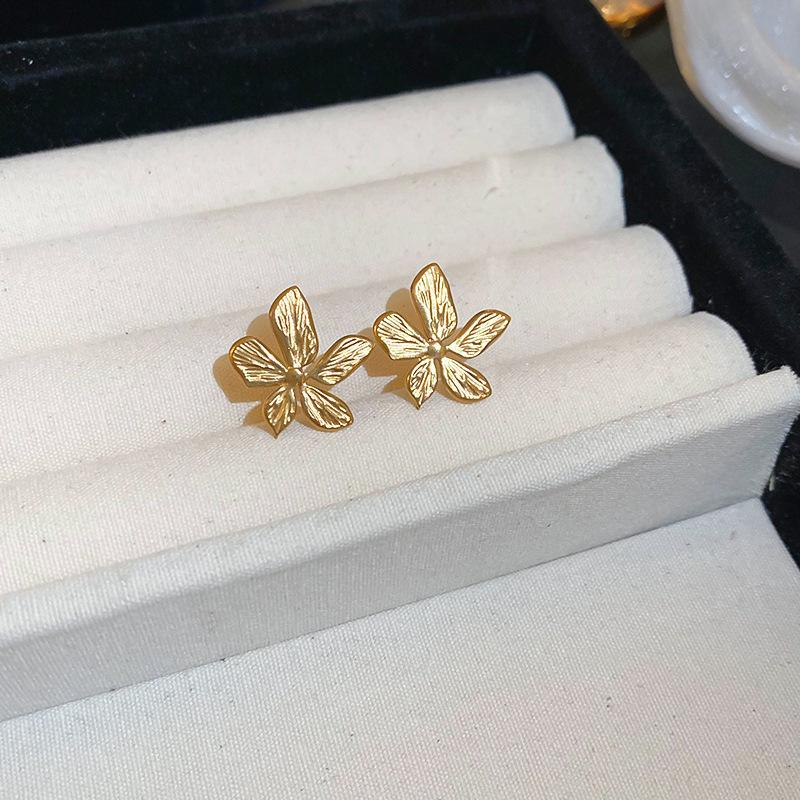 Elegant Vintage French Butterfly Flower Stud Earrings - High-End Fashion Accessories for Women