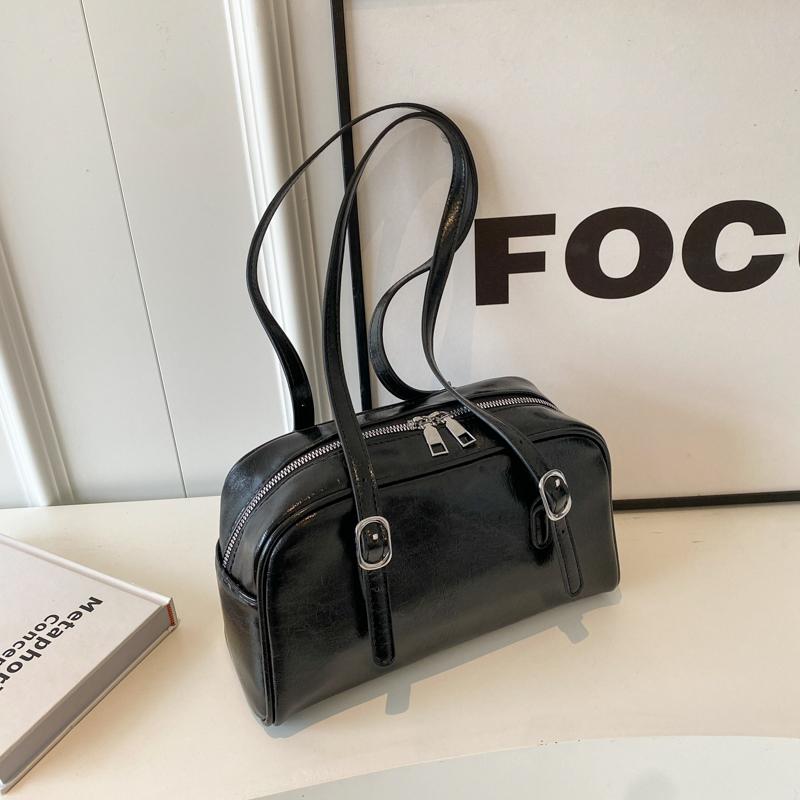 Woman's  Shoulder Crossbody Bag Monochrome Fashion Handbag with Adjustable Straps Armpit Bag for Work Shopping Travel
