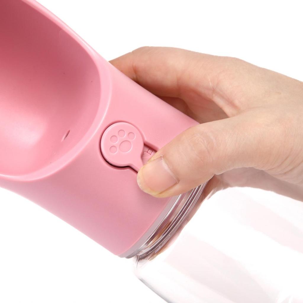Portable Dual Pet Water & Food Cup for Dogs & Cats - Ideal for Outdoor Walks and Travel.