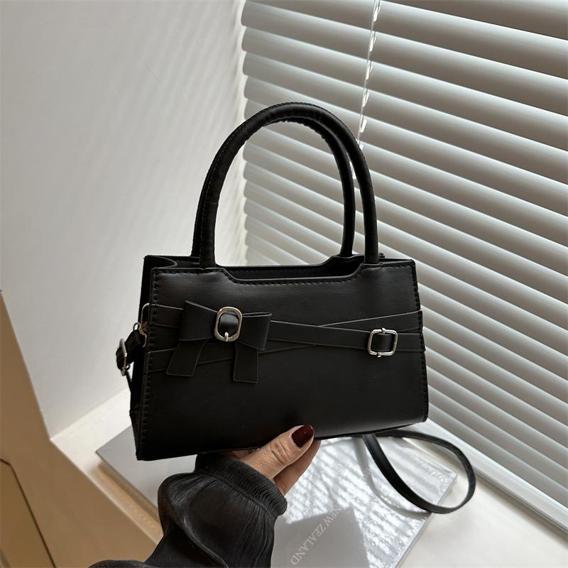 

Модная простая и модная сумка для женщин на весну, новая универсальная высококачественная сумка через плечо, маленькая квадратная сумка через плечо