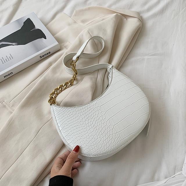 chylak half moon bolsa