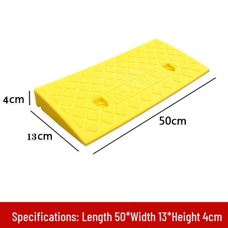 Plastic Ramp Pad: Car Uphill Climbing Slope Curb Threshold Speed Bump Step.
