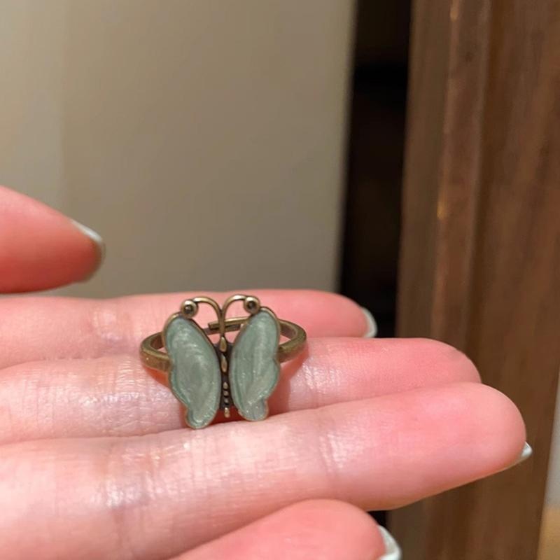 Unique Butterfly Flower Ring Retro Style Statement Pieces For Fall Winter Outfits Fashion Jewelry Gift