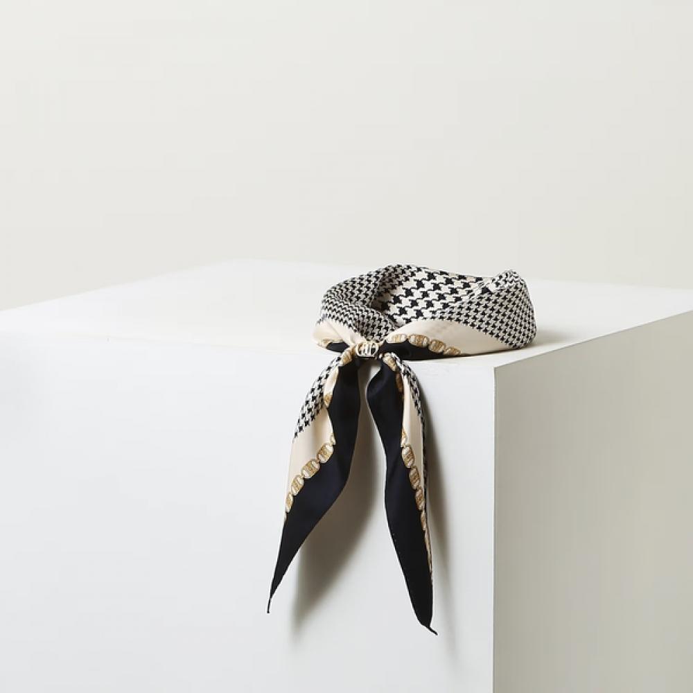 Daks Navy Houndstooth Check Triangle Silk Scarf Set Dcsc5f867n2 Single option