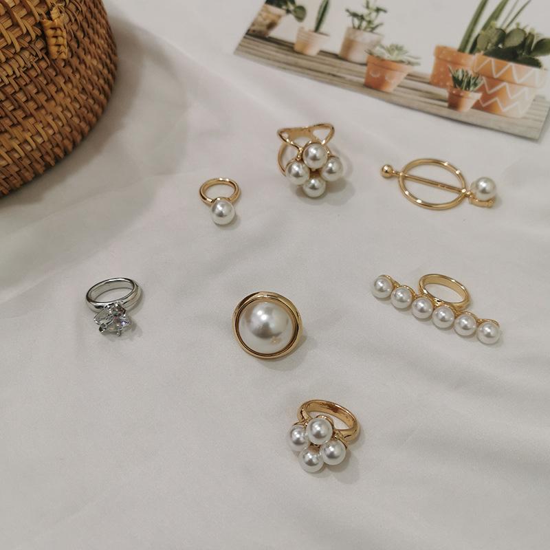 Fashion Luxury Scarf Buckle Wedding Brooch Pins Women Silk Scarfs Buckle Ring Clip Scarf Jewelry Shawls Scarve Buckle Accessorie