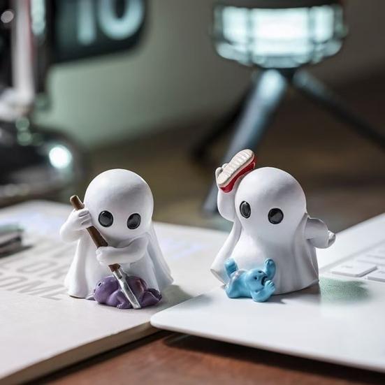 1/2 ks Halloweenská figurka ducha Mini kreslená soška ducha PVC socha Miniaturní ozdoba ducha Domácí kancelář Stolní dekorace