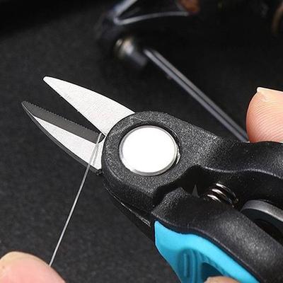 Fishing Special Small Scissors Special For Cutting Carbon Line Pe Line Nylon Line Lead Luya Small Scissors With Keychain