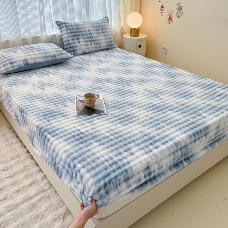 Warm Thick Bed Sheet for Winter Single/Queen/King Fleece Pluffy Fitted Bed Sheet Cartoon Mattress Cover(pillowcase need order)