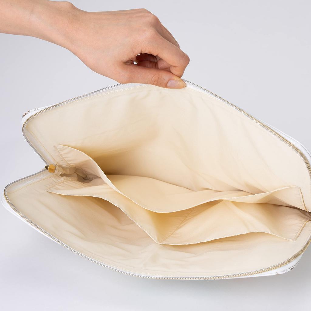 [Featured on Mezamashi TV] Paul & Joe Marks Inner Carrying Case, Chrysanthemum Pink (DGA-CAS18-PK)