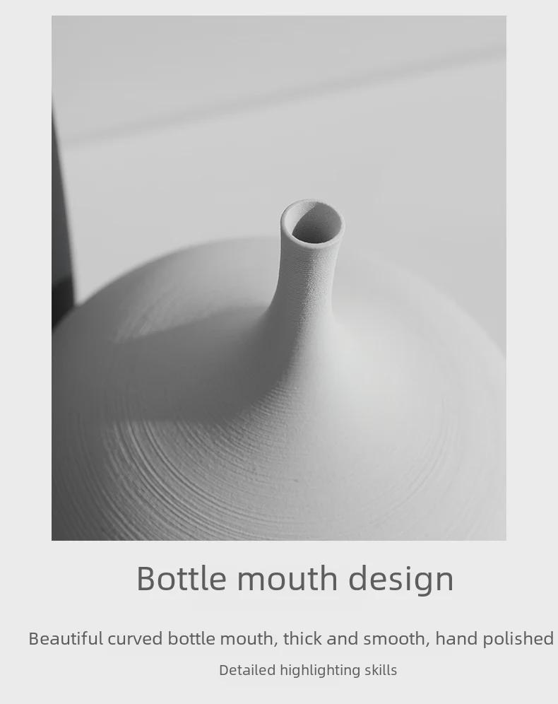 Bei Hanmei Long-Neck Ceramic Vase - Hand-Brushed Decor for Home Furnishing