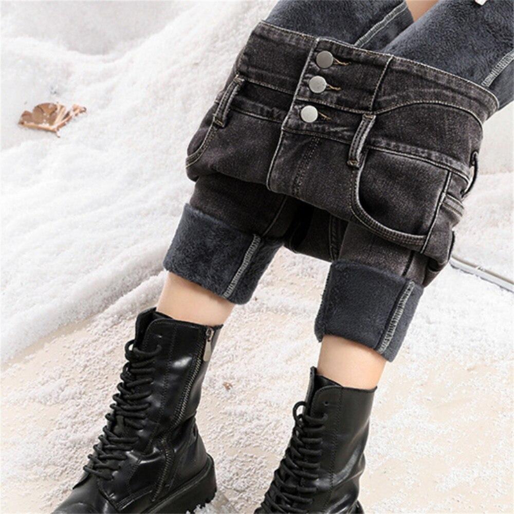 

2022 зимние повседневные узкие брюки в корейском стиле, джинсы для женщин, эластичные брюки-карандаш с высокой талией, толстые теплые джинсовые брюки для отдыха 32