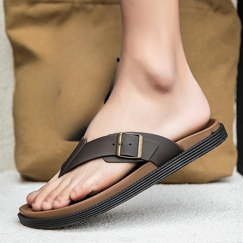 Flip-flops Outdoor Board Shoes for Home Use Thick-soled Outdoor Beach Shoes